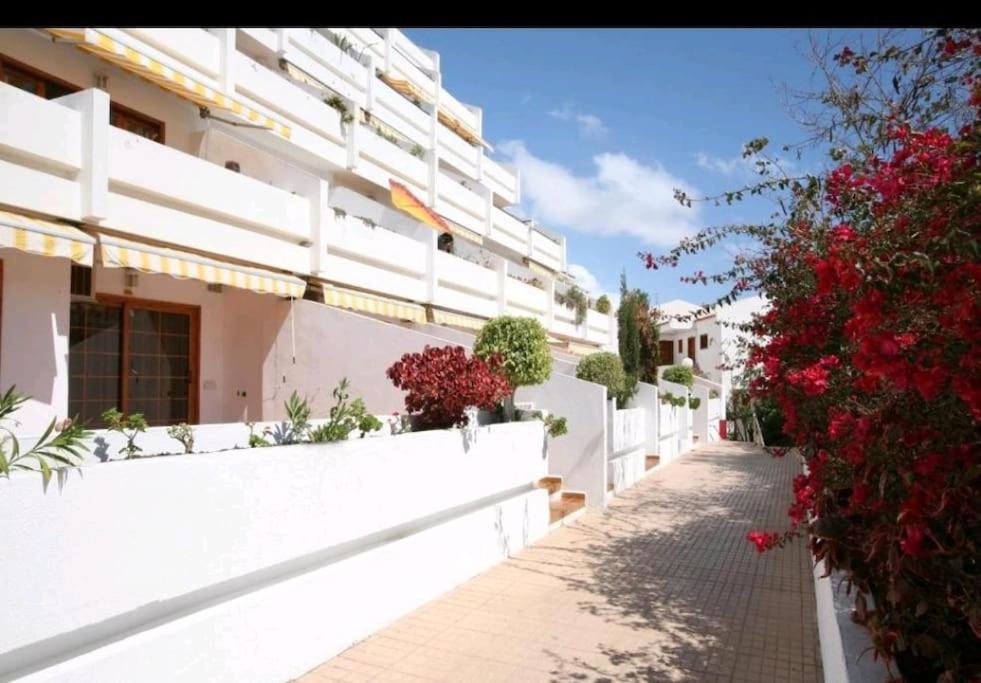 Garden City Apartment Privado Playa Fanabe Luaran gambar