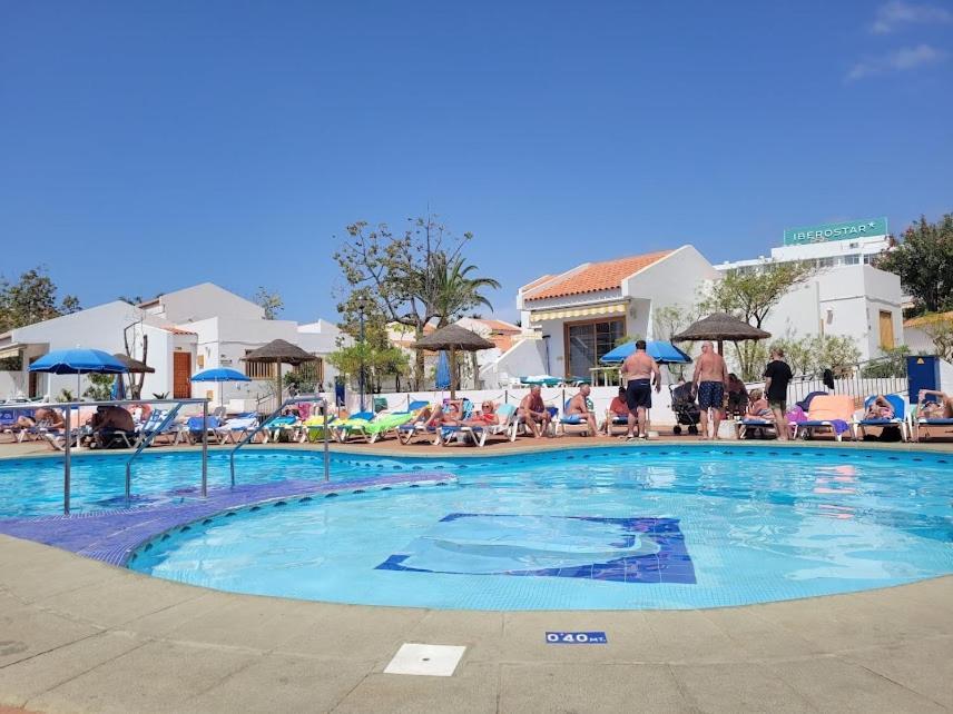 Garden City Apartment Privado Playa Fanabe Luaran gambar